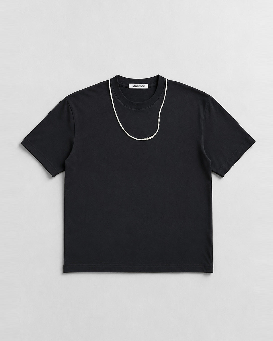 DEADSTOCK REGULAR T-SHIRT "NECKLACE IN THE WIND" (FITS S-M)